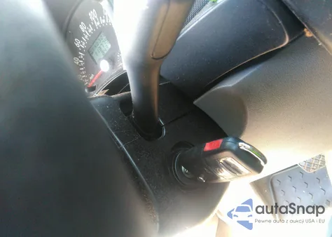 2003 Volkswagen New Beetle Glx from USA, damaged, VIN 3VWDD21C83M444249